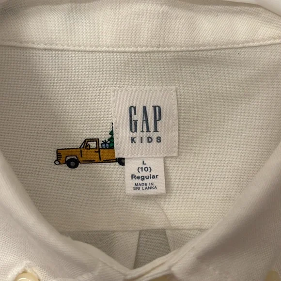 Boys GapKids Holiday Button Down Shirt - Picture 3 of 5
